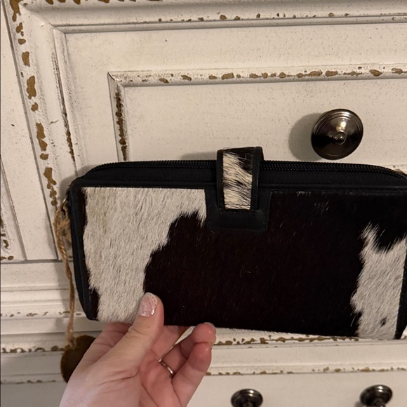 Myra Bag Brown and Cream Shoulder Bag - Picture 5 of 7